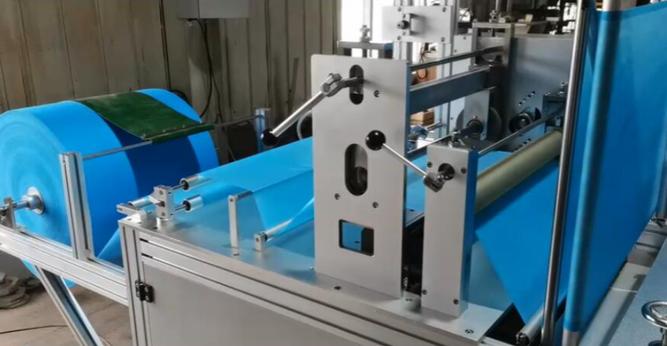 小廠閉眼沖！河南邦恩這款手術帽制造機，不用大場地也能擴產?